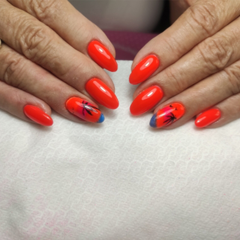 طلاء أظافر شبه دائم OXXI بسعة  - مراجعة Peel Off Base Coat وسعره